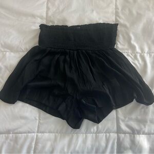 TCEC Size Medium Black Shorts